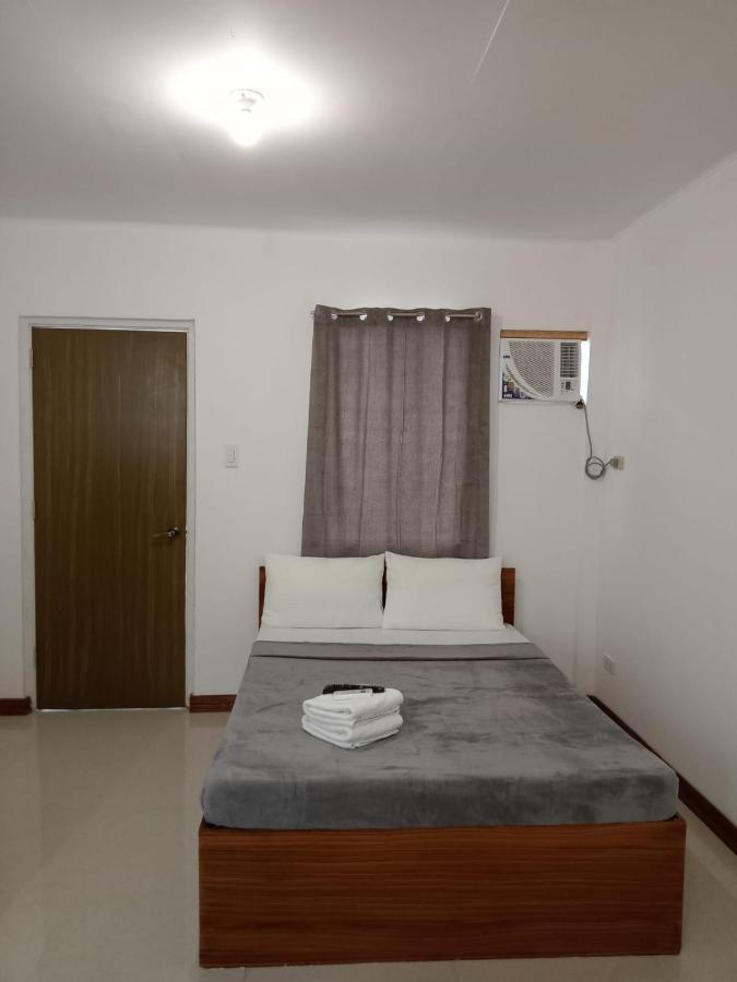 __Aplaridel Inn Suites__ Анхелес Экстерьер фото